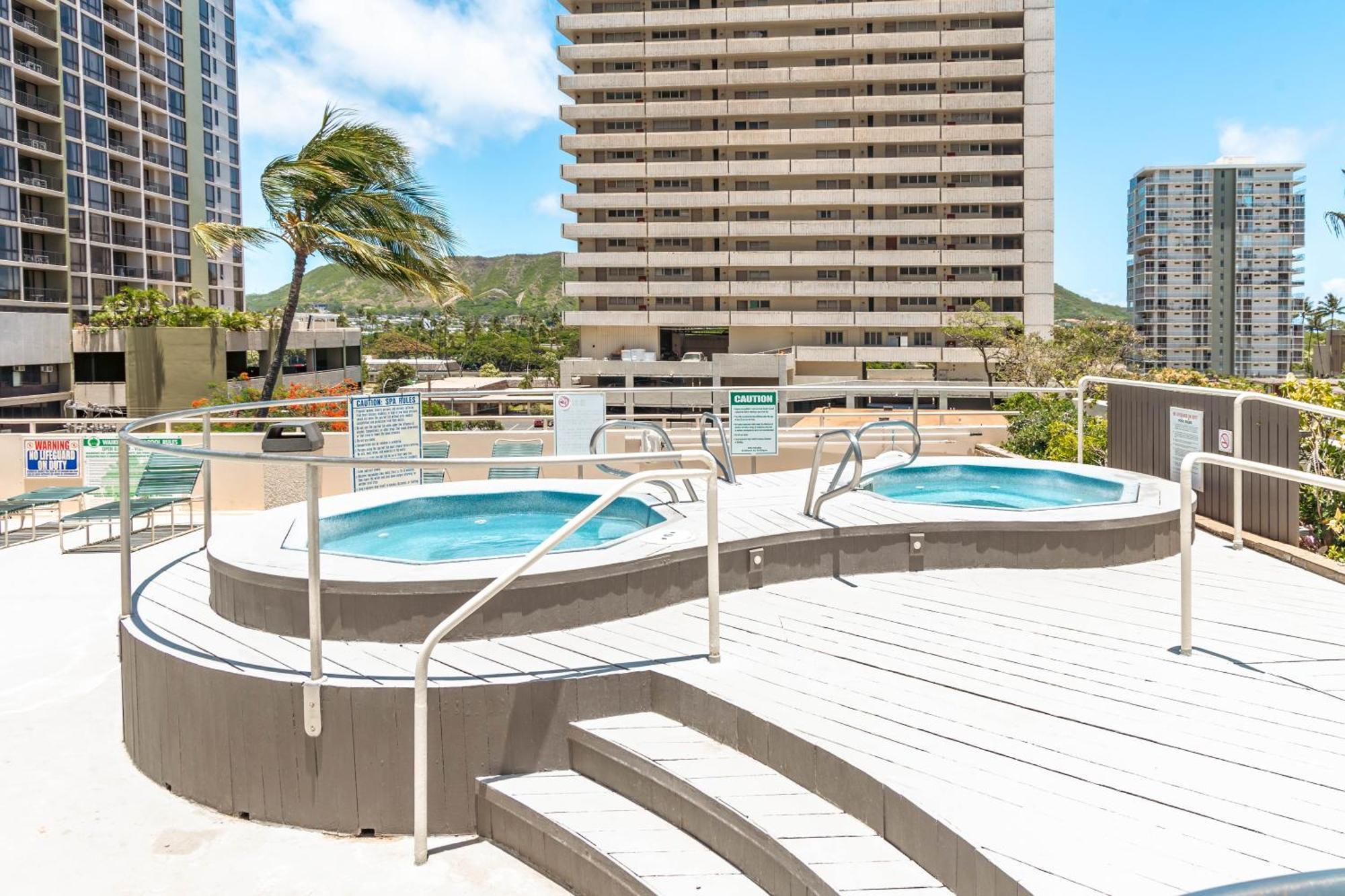 Beautiful Ocean And Diamond Head Views With Parking Apartment Honolulu Bagian luar foto